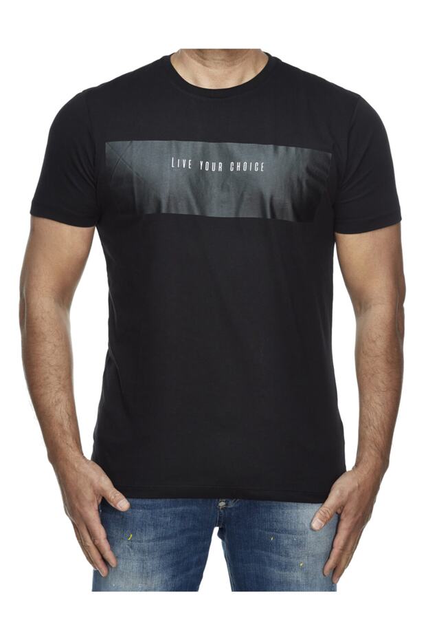 Siyah T-shirt