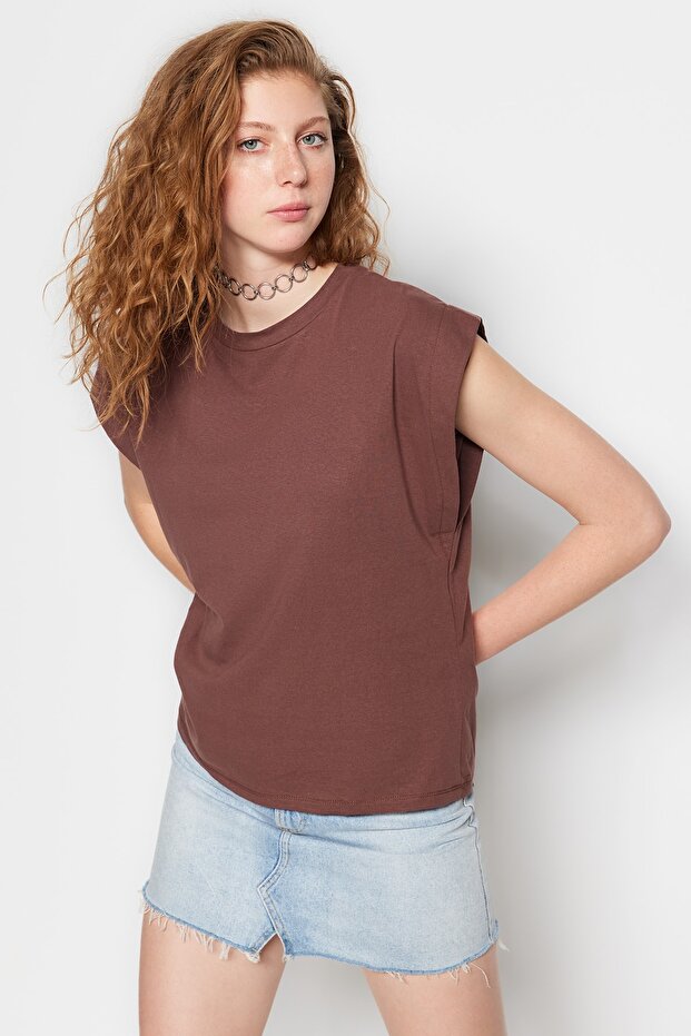 Kahverengi %100 Pamuk Vatka Görünümlü Basic Bisiklet Yaka Örme T-Shirt TWOSS20TS0021 - 1