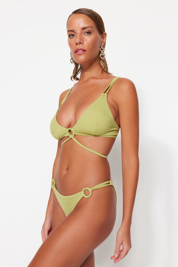 Yeşil Aksesuarlı Normal Paça Bikini Altı TBESS23BA00031 - 3