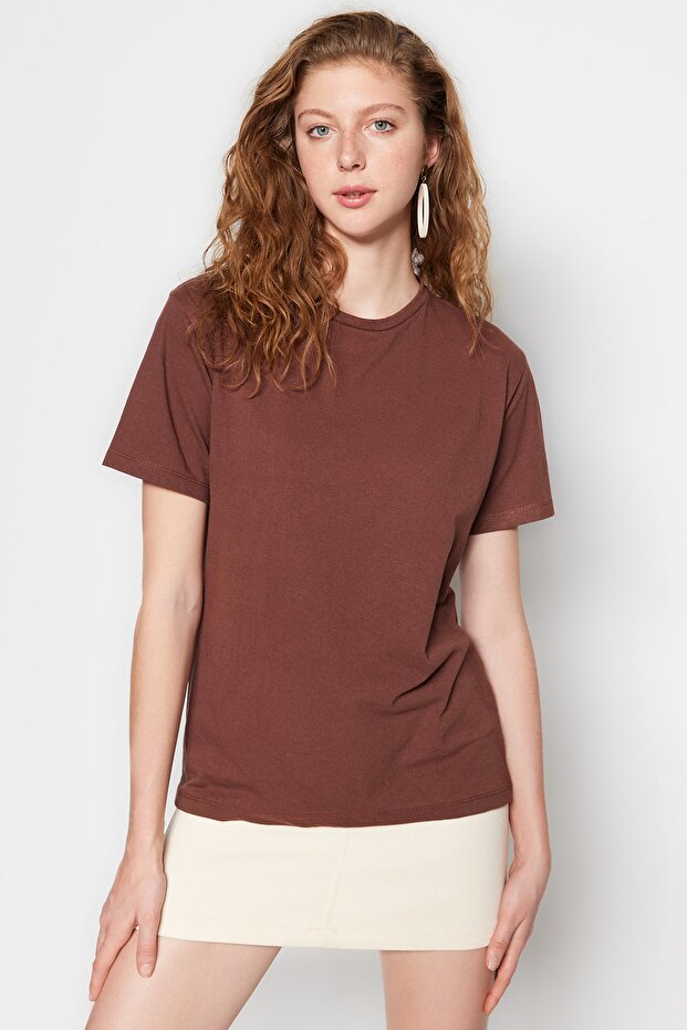 Kahverengi %100 Pamuk Bisiklet Yaka Oversize/Geniş Kalıp Örme T-Shirt TWOSS20TS0134 - 7