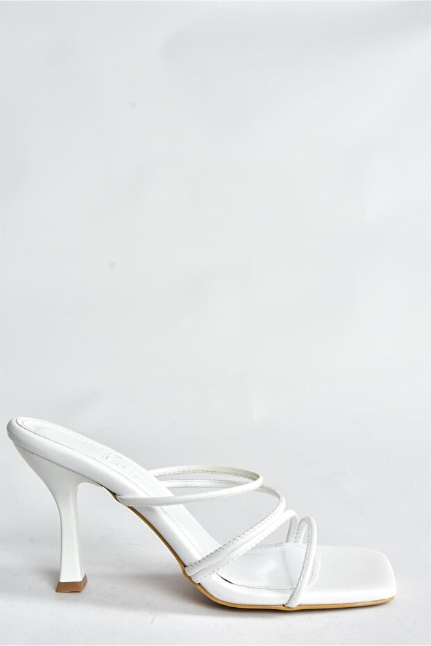 Fehér, vastag sarkú női cipő P590033909 - 5