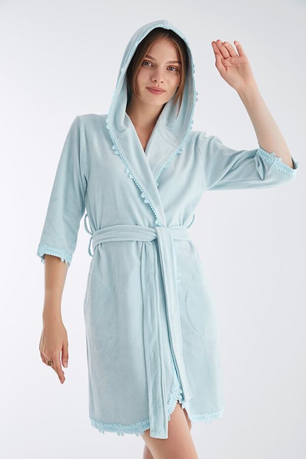 Lacy Niki Velvet Bamboo Dressing Gown