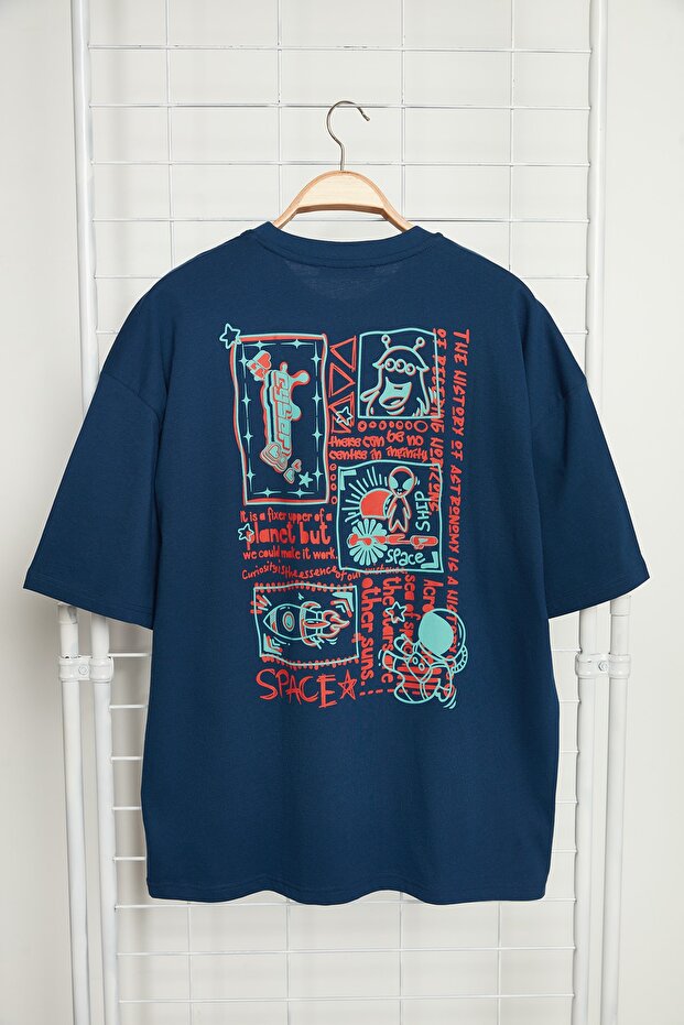 Lacivert Oversize/Geniş Kesim %100 Pamuklu Sırt Baskılı Kısa Kollu T-Shirt TMNSS23TS00168 - 6