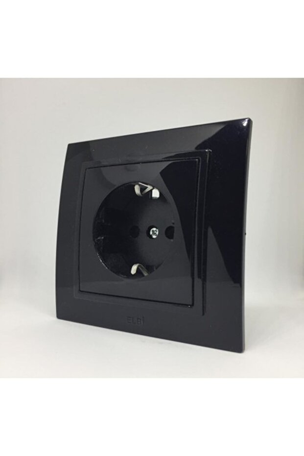 مقبس مؤرض أسود - 1