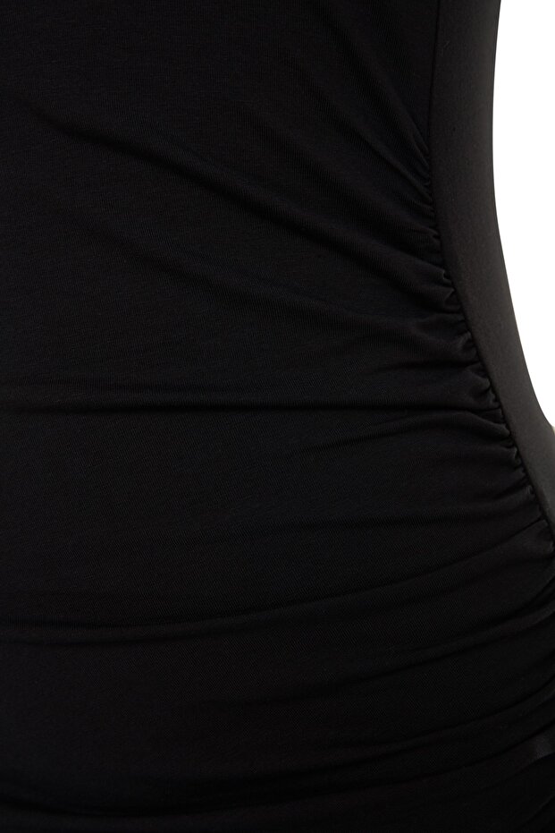 Siyah Fitted/Vücuda Oturan Büzgü ve Yırtmaç Detaylı Midi Pamuklu Esnek Örme Elbise TWOSS23EL00777 - 7