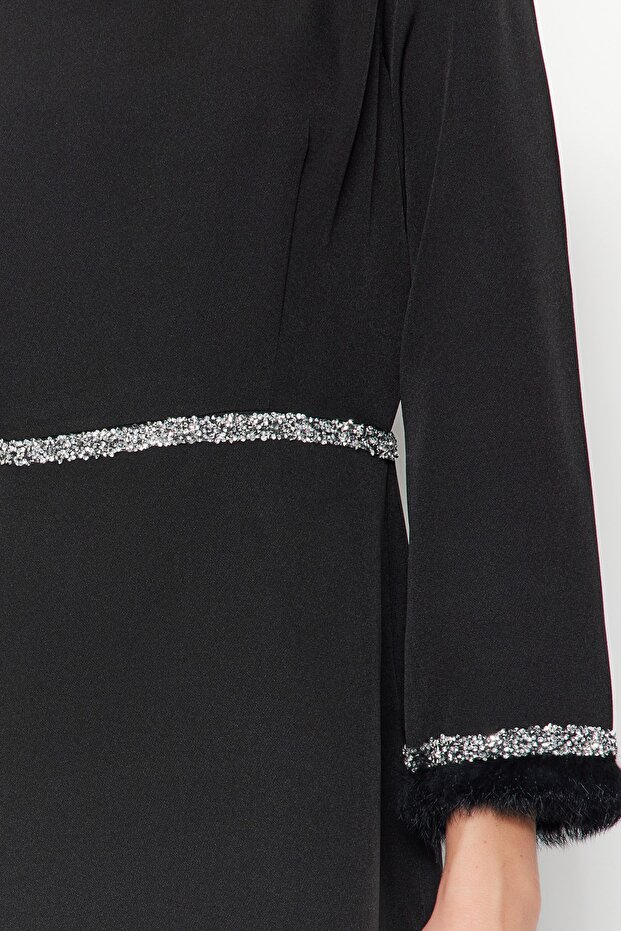 Schwarzes Abendkleid mit Steinen und Manschettendetail TCTSS23DB00039 - 5