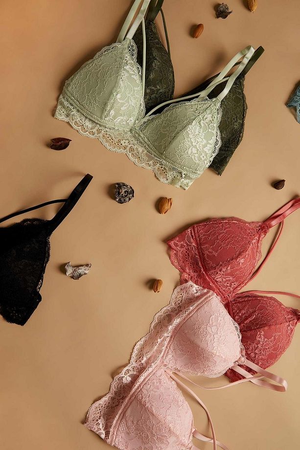 Fall In Love Dantelli Pedli Triangle Bralet - 7