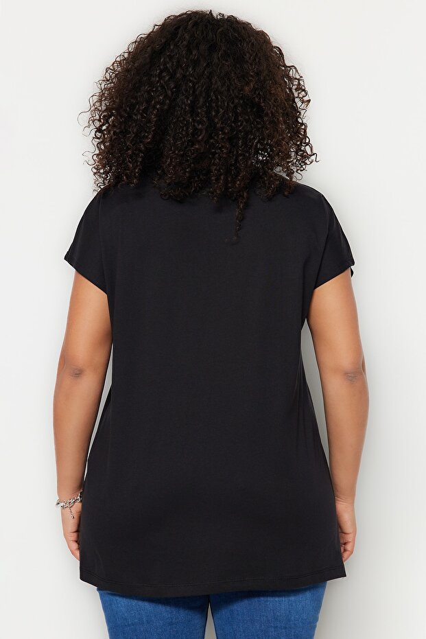 V-nyakú fekete Boyfriend póló - 100% pamut, hasított TBBSS22BF0036 - 7