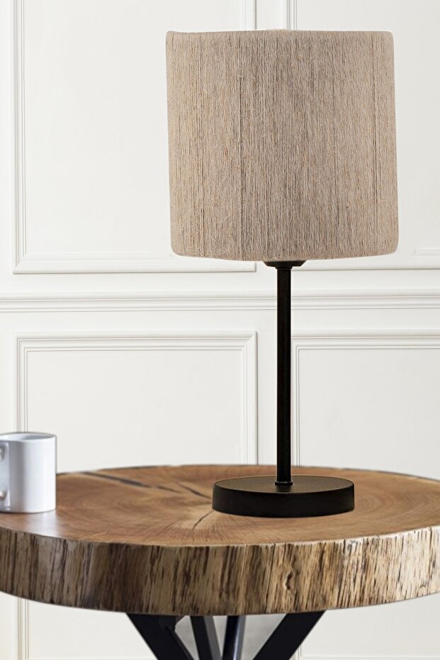 عاكس الضوء الأسود المصنوع يدويًا من سلسلة الجوت - 1