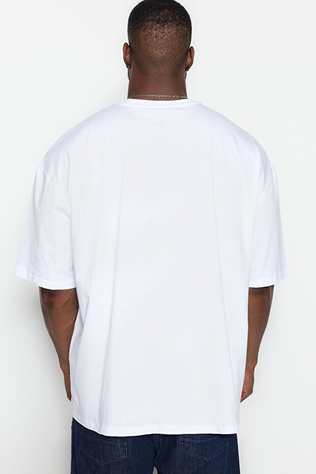 Büyük Beden Beyaz Oversize Rahat Basic %100 Pamuklu T-Shirt TMNSS23TS00139 - 12