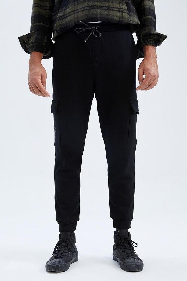 Regular Fit Kargo Cepli Esnek Paça Eşofman Altı - 4