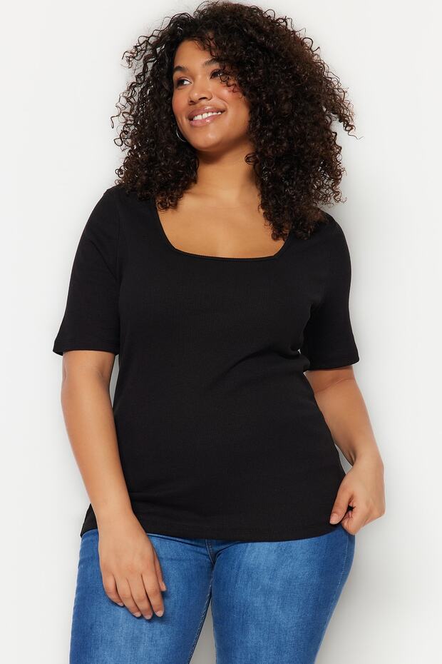 Siyah Fitted Kare Yaka Kaşkorse Örme Büyük Beden Basic T-Shirt TBBSS22BF0027 - 1