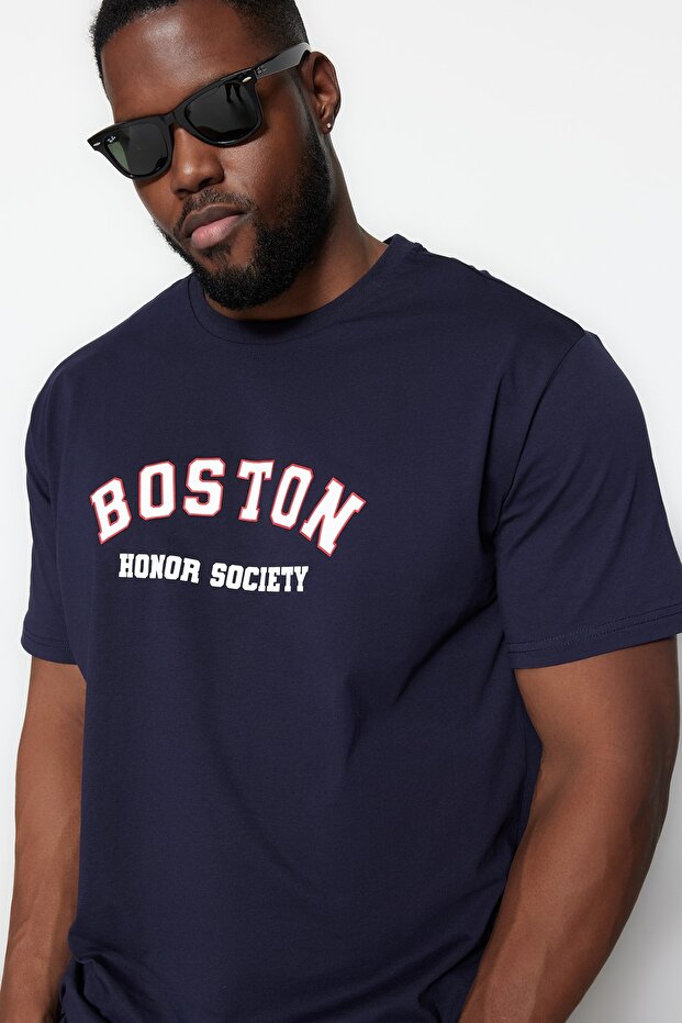 Büyük Beden Lacivert Oversize/Geniş Kesim Şehir Baskılı %100 Pamuklu T-Shirt TMNSS23TS00135 - 2