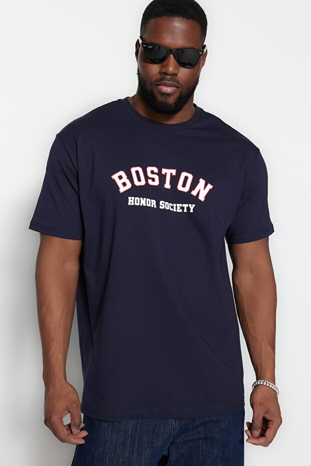 Büyük Beden Lacivert Oversize/Geniş Kesim Şehir Baskılı %100 Pamuklu T-Shirt TMNSS23TS00135 - 3