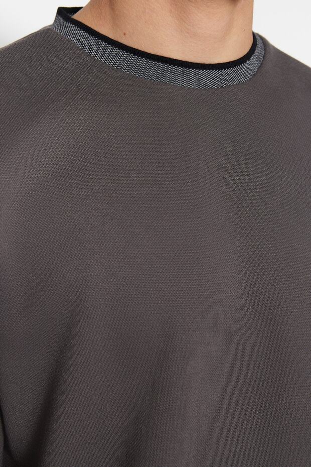 Antrasit Oversize/Geniş Kesim Triko Bantlı Dokulu Pike T-Shirt TMNSS23TS00079 - 5