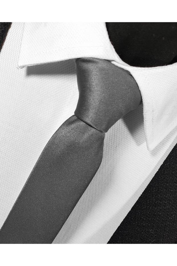 Ekstra Ince Füme Renk Düz Slim Fit 4 Cm Genişliğinde Kravat Mendil Seti Slim Fit Dar - 1