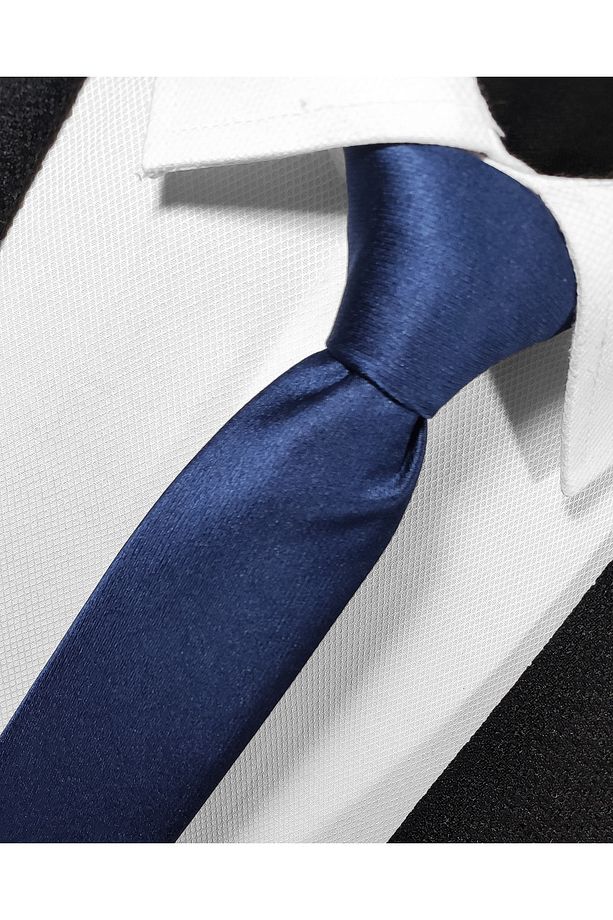 Ekstra Ince Lacivert Renk Düz Slim Fit 4 Cm Genişliğinde Kravat Mendil Seti Slim Fit Dar - 1