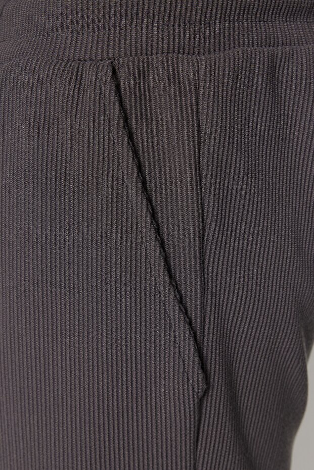 Basic Füme Regular/Normal Kesim Orta Boy Bağcıklı Dokulu Kırışmaz Ottoman Şort TMNSS23SR00039 - 5