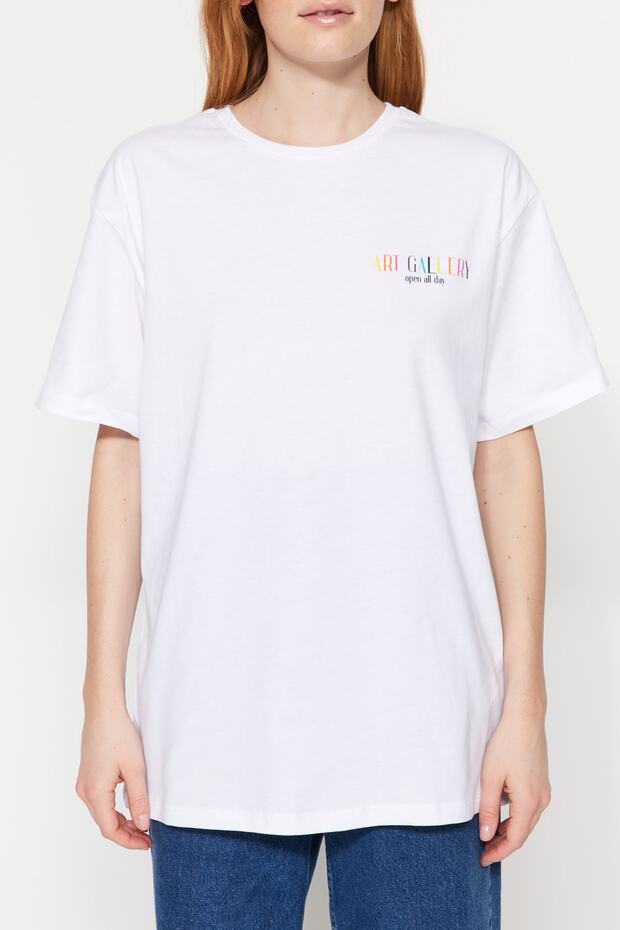 Beyaz %100 Pamuk Ön ve Arka Baskılı Boyfriend Fit Bisiklet Yaka Örme T-Shirt TWOSS23TS00057 - 10