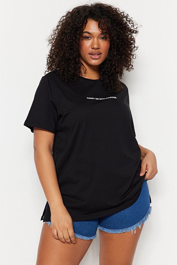 Siyah Relaxed Fit Slogan Baskılı Bisiklet Yaka %100 Pamuk Örme Büyük Beden T-Shirt TBBSS23BF00022 - 2