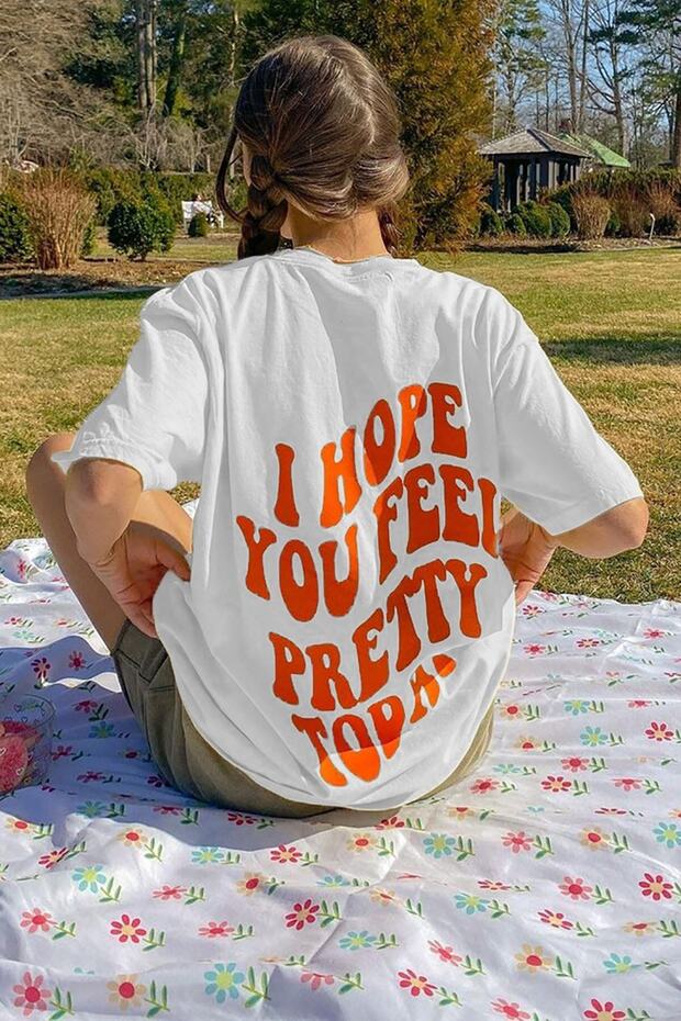 White Printed Oversize Round Neck Women's T-Shirt