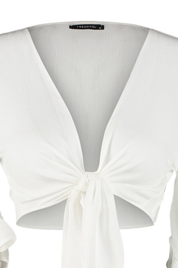 Plaj Crop Giyim Ekru Dokuma Volanlı Bluz TBESS19BB0095 - 6