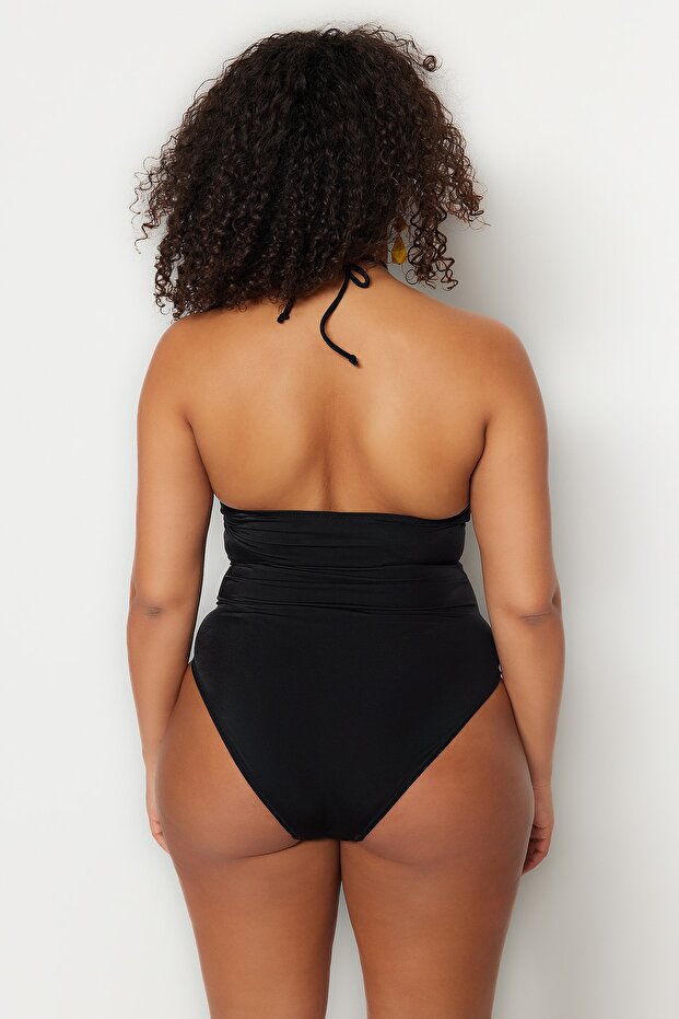 Siyah Cut Out Detaylı Boyundan Bağlamalı Büyük Beden Mayo TBBSS23AM00016 - 6