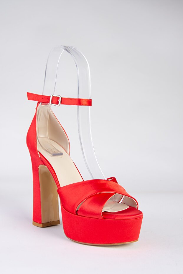 Dámské společenské boty na podpatku z červené saténové látky M348202504 - 5