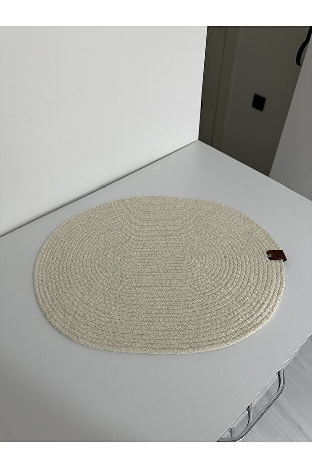 1 piece - single Cream Color Oval/ellipse Placemat, Washable, ironable, pad, runner, cotton, Jute