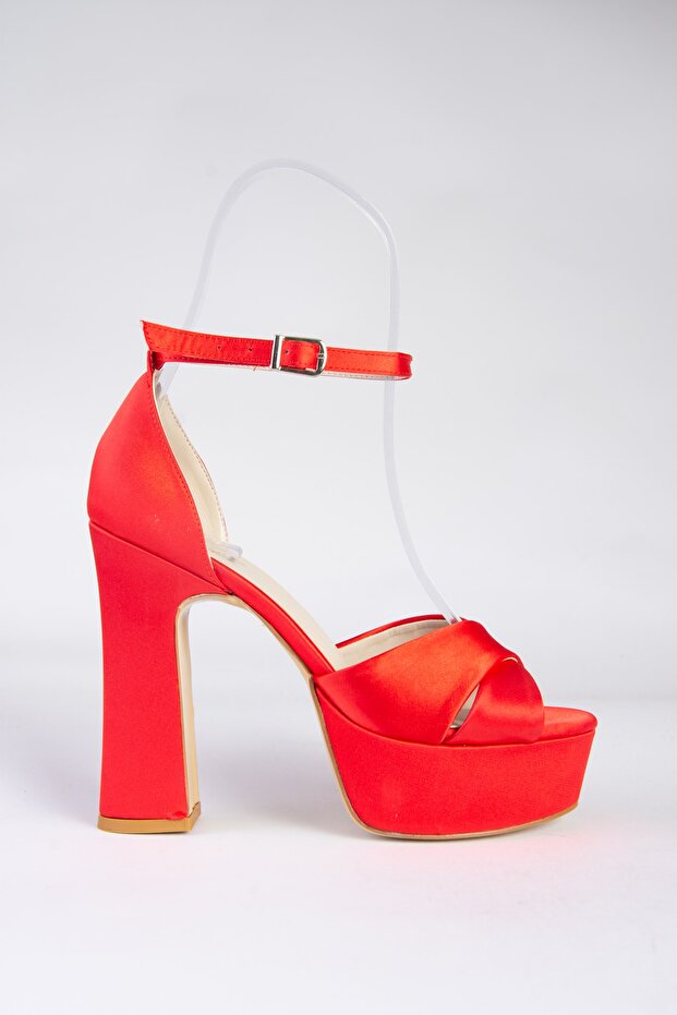 Dámské společenské boty na podpatku z červené saténové látky M348202504 - 6