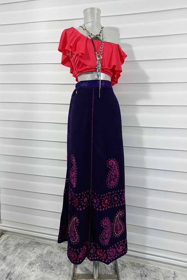 Hint Pembe Batik Çiçek Desenli Ve Işlemeli Uzun Hint Anvelop Etek - 1