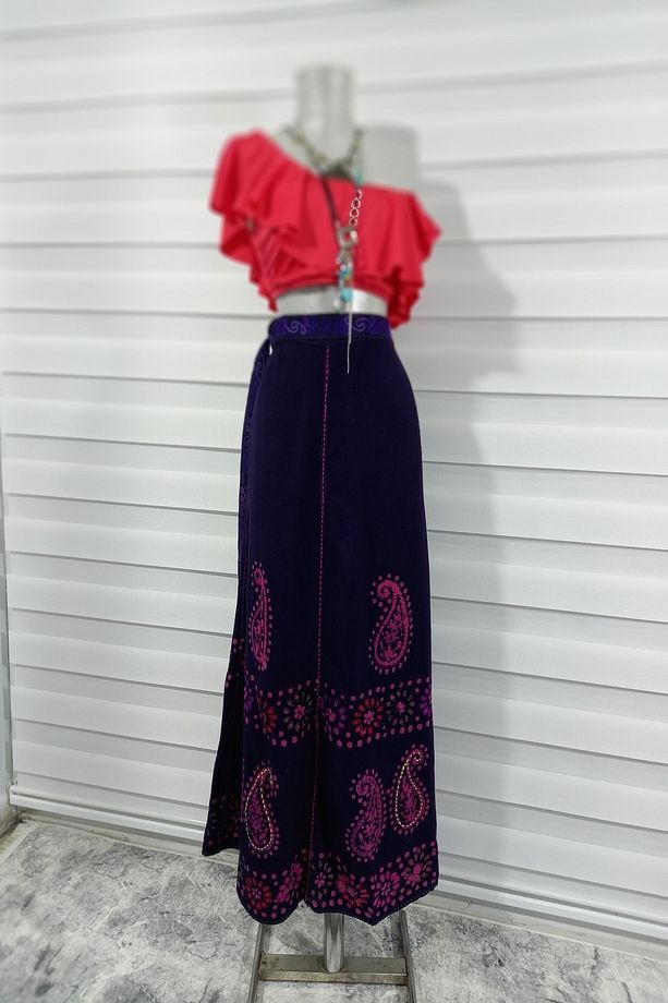 Hint Pembe Batik Çiçek Desenli Ve Işlemeli Uzun Hint Anvelop Etek - 3