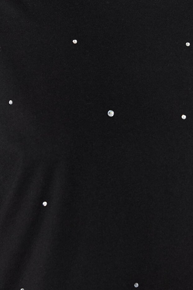 Legénységi nyakú, széles kivágású fekete kő részletes póló - TWOSS23TS00153 - 5