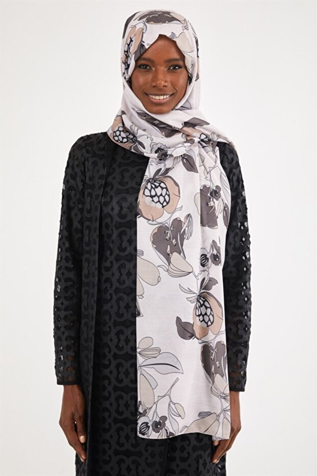 Hydrangea Shawl Ecru - 1