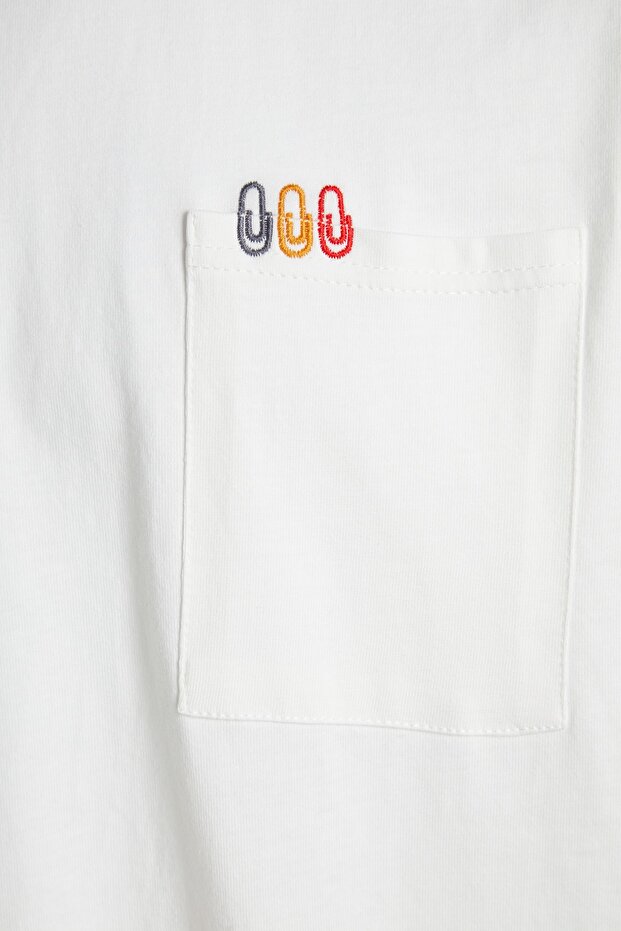 Ekru Oversize/Geniş Kesim Kısa Kol Minimal Nakış İşlemeli Cepli T-shirt TMNSS23TS00100 - 6