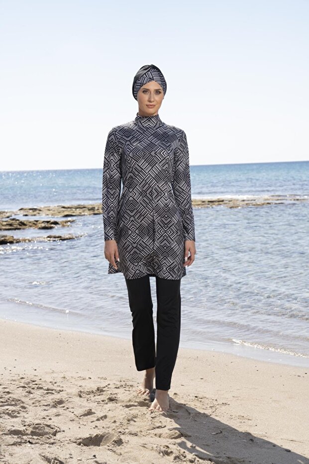 Women's Digital Patterned Hijab Swimsuit with Fully Covered Trousers