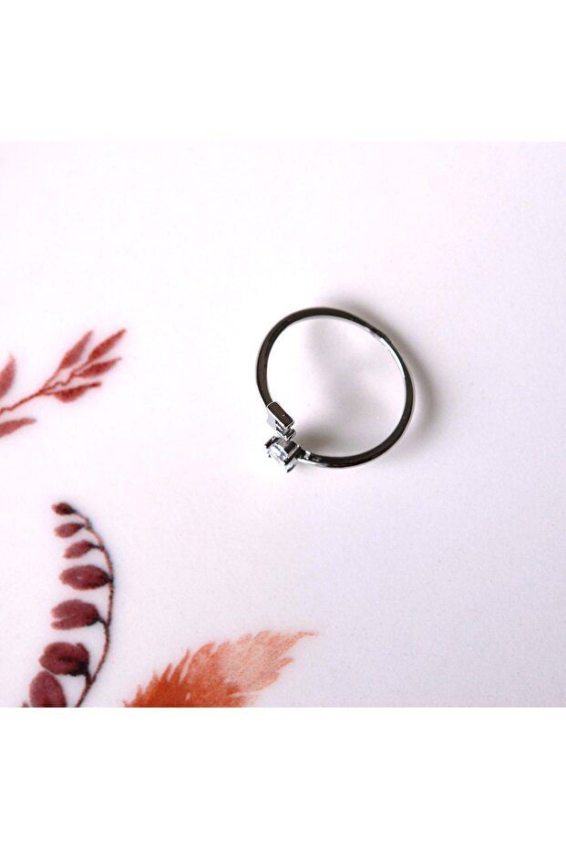 خاتم مفصل قابل للتعديل بحرف A لون فضي - 2