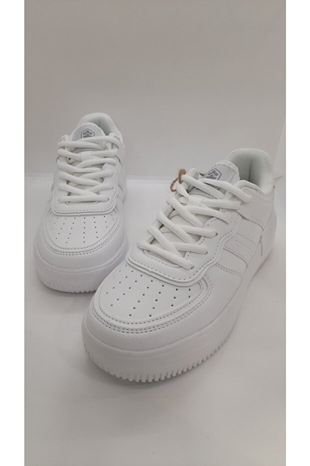 Freya Women's Sports Shoes