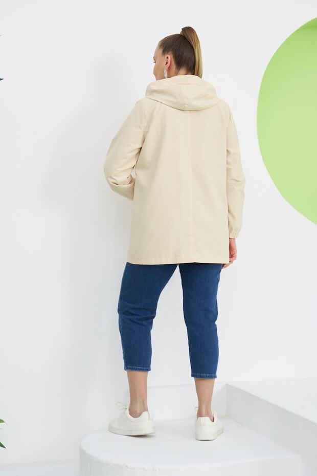 Plus Size Cream Trench Coat with Leopard Pattern Lining - 4