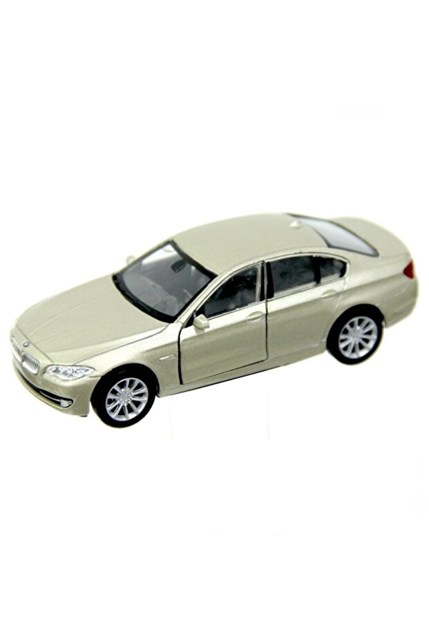 Welly 1:38 Bmw 535I Pull Drop Car Cream