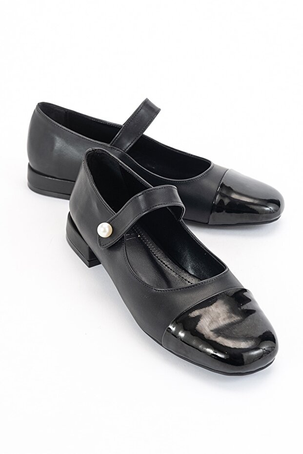 Local Black Women's Ballerinas