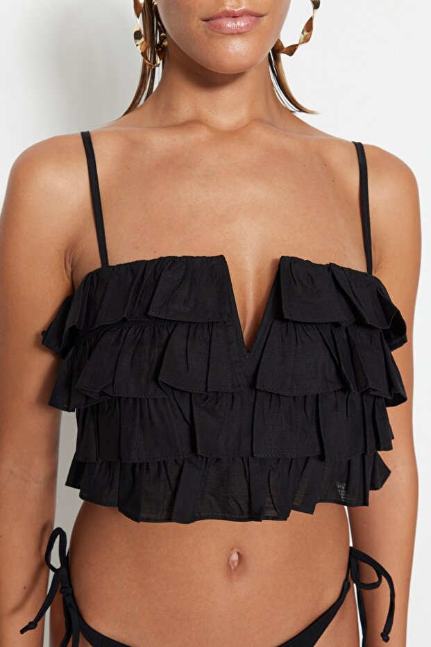 Siyah Dokuma Fırfırlı Plaj Crop Bluz TBESS21BZ0661 - 4