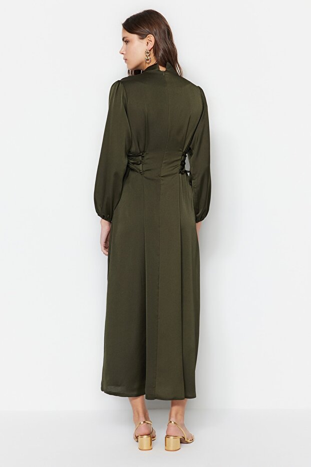 Khaki Britted szatén estélyi ruha derékkal TCTSS23DB00037 - 6