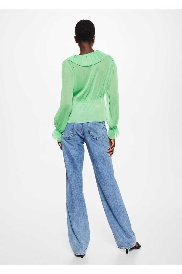 Yakası Volanlı Bluz - 4