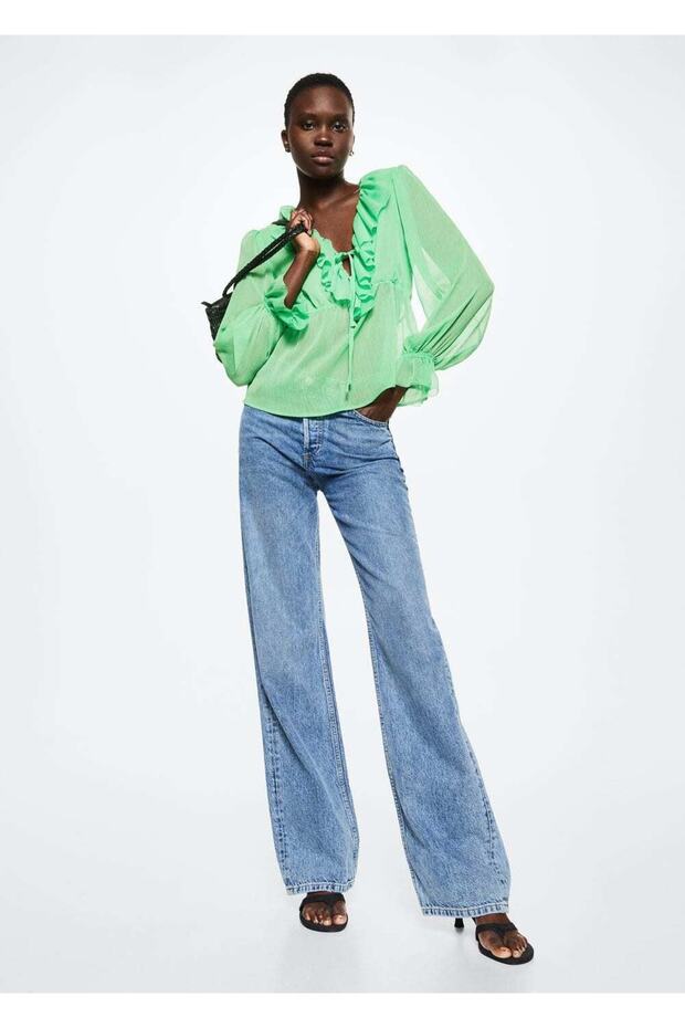 Yakası Volanlı Bluz - 2