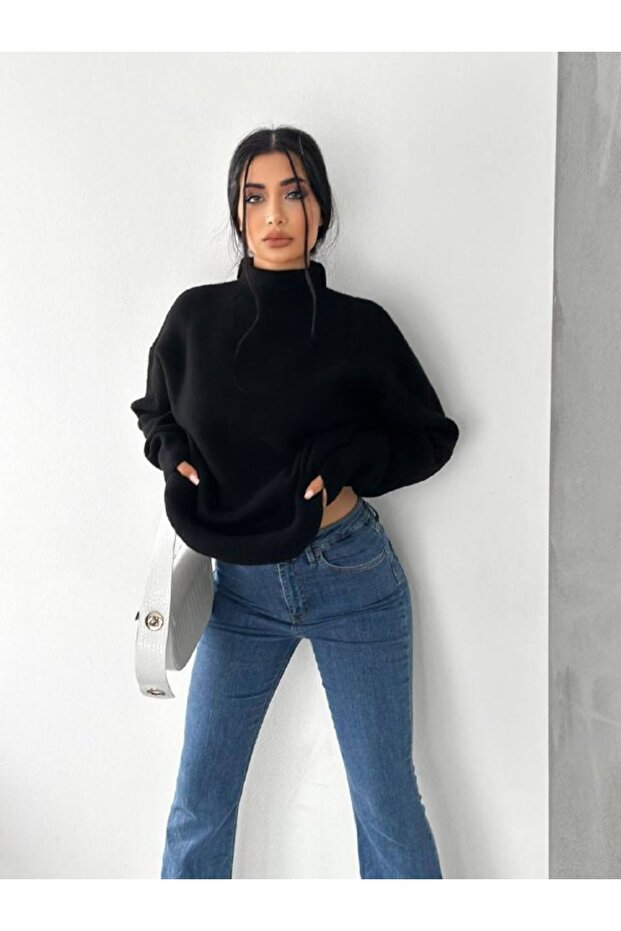 Marka Model Boğazlı Ipek Triko Siyah Kazak - 1