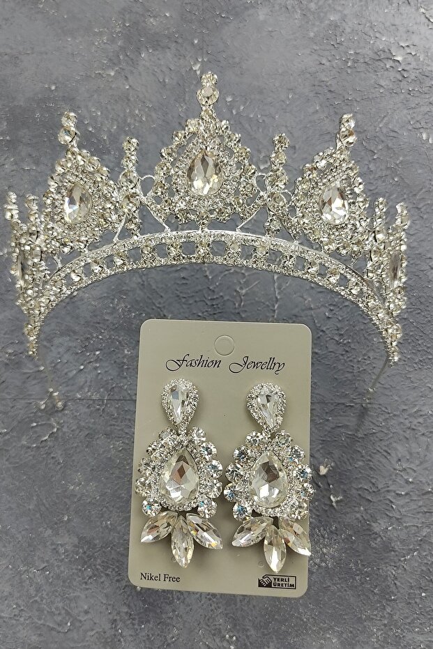 Ahu Model Bridal Crown and Shuttle Drop Stone Earrings