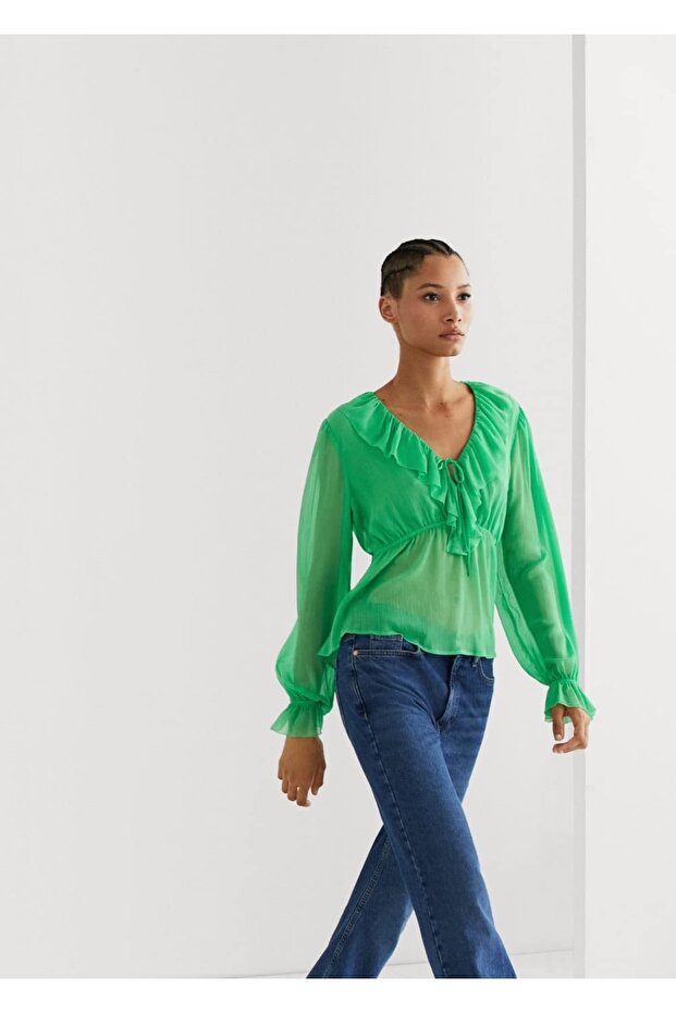 Yakası Volanlı Bluz - 5