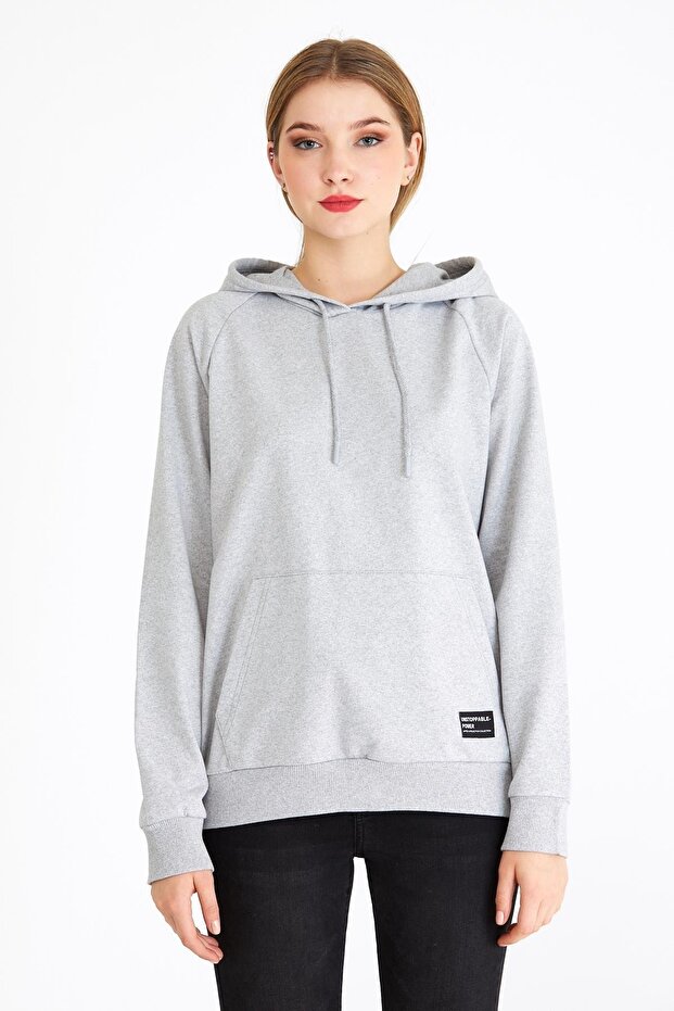 Kadın Gri Renk Kapüşonlu Basic Örme Sweatshirt - 2