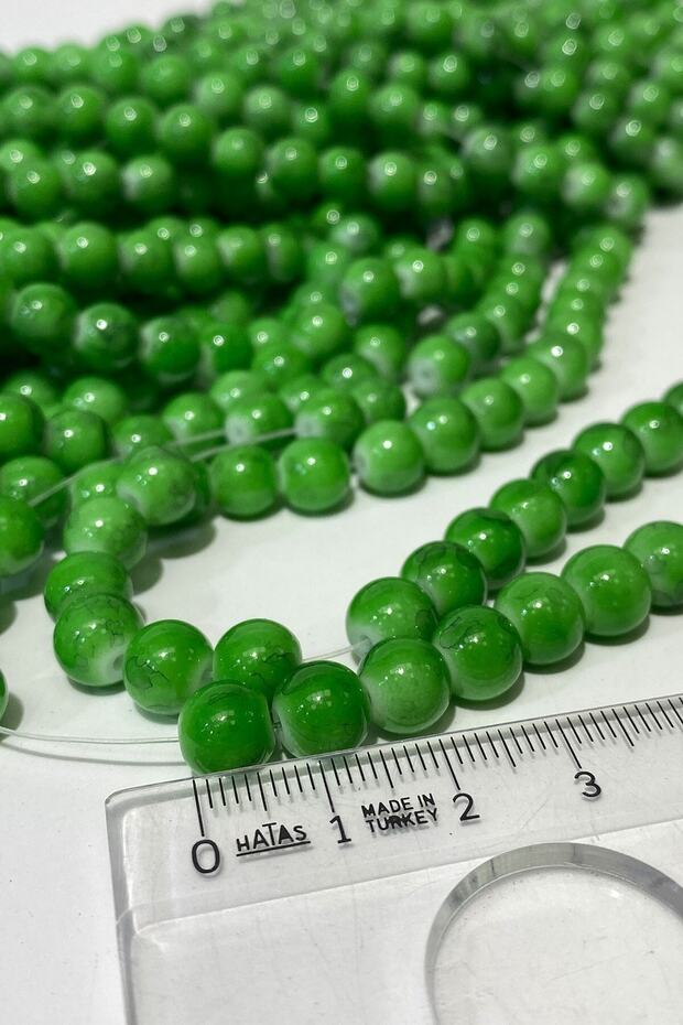 سلسلة خرز زجاجي منقوش باللون الأخضر غير اللامع 8 مم - 2